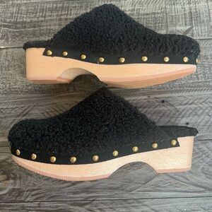 J. Crew Black and Tan Studded Mules faux black Sherpa 7.5 NEW